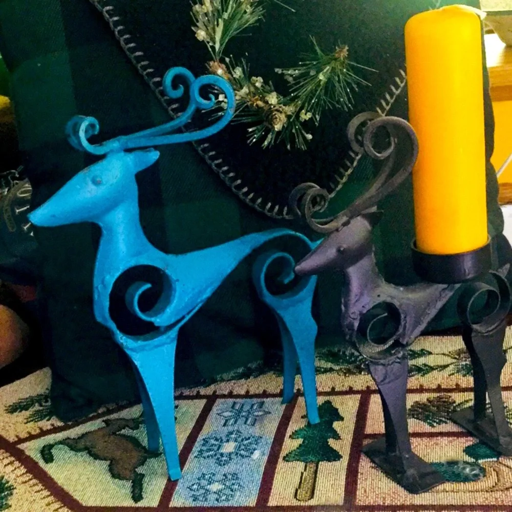 🦌 🦌 Pair of Metal Deer Decor
